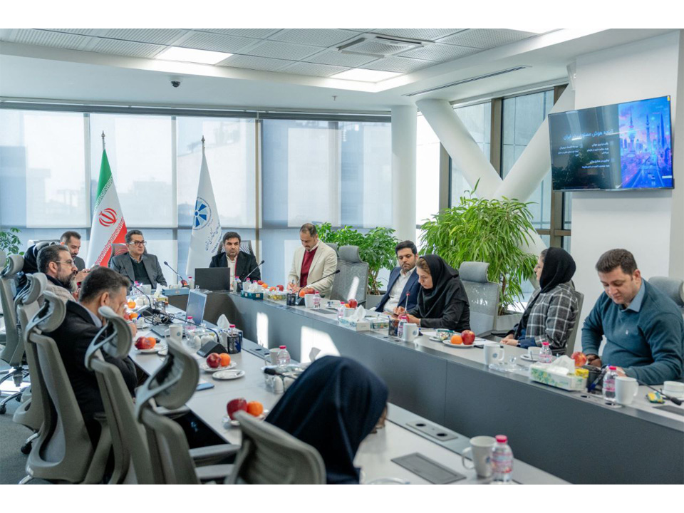 جلسه‌ی بررسی کاربرد هوش مصنوعی در آینده صنایع، با حضور سرکار خانم دکتر الهام فراهانی عضو هیات مدیره انجمن ملی هوش مصنوعی ایران و در محل اتاق بازرگانی، صنایع، معادن و کشاورزی تهران در تاریخ ۰۷ بهمن‌ماه ۱۴۰۳ برگزار گردید.