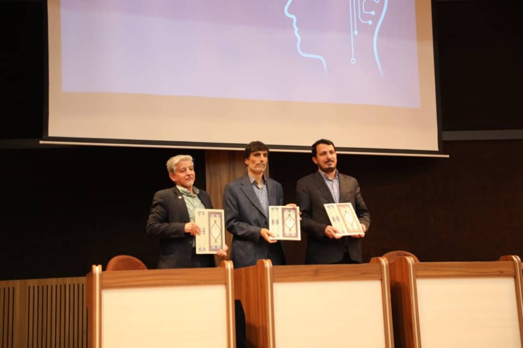 دکتر محمدهادی زاهدی: "هوش مصنوعی، کلید تحول آینده دریا و لجستیک دریایی"