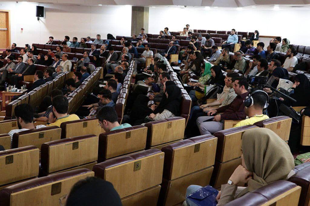 رویداد «هوش مصنوعی و قند پارسی» با هدف معرفی دستاوردهای شرکت پارت در حوزه مدل‌های زبانی فارسی در محل کتابخانه ملی ایران برگزار شد.