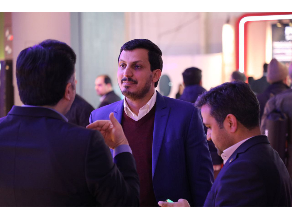 حضور و بازدید جناب آقای دکتر زاهدی ریاست انجمن ملی هوش مصنوعی ایران از غرفه و نمایشگاه تلکام