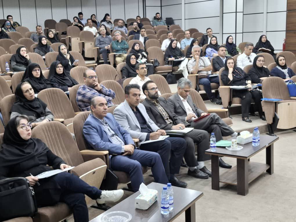 کارگاه آشنایی با کاربرهای هوش مصنوعی در آموزش و پژوهش